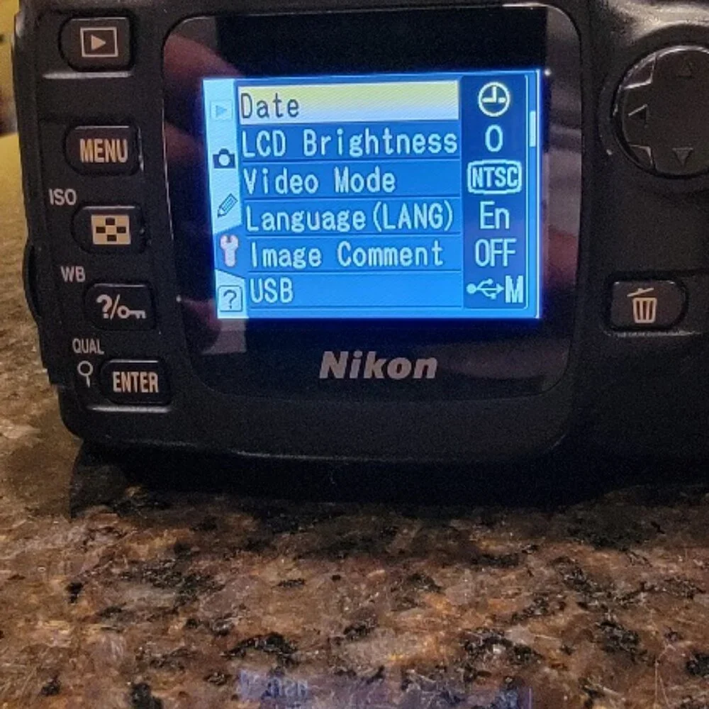 Nikon D50 6.1MP digital SLR Camera-Black Nikon NIKKOR 75-240mm Lens